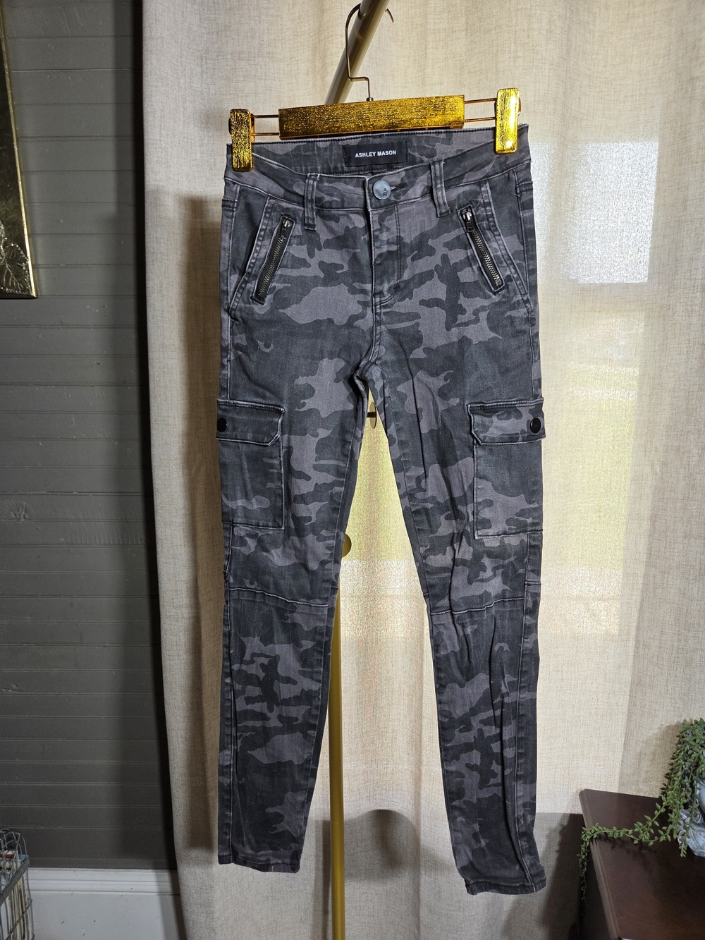 Ashley Mason Gray Camo Skinny Cargo Jeans - Women's